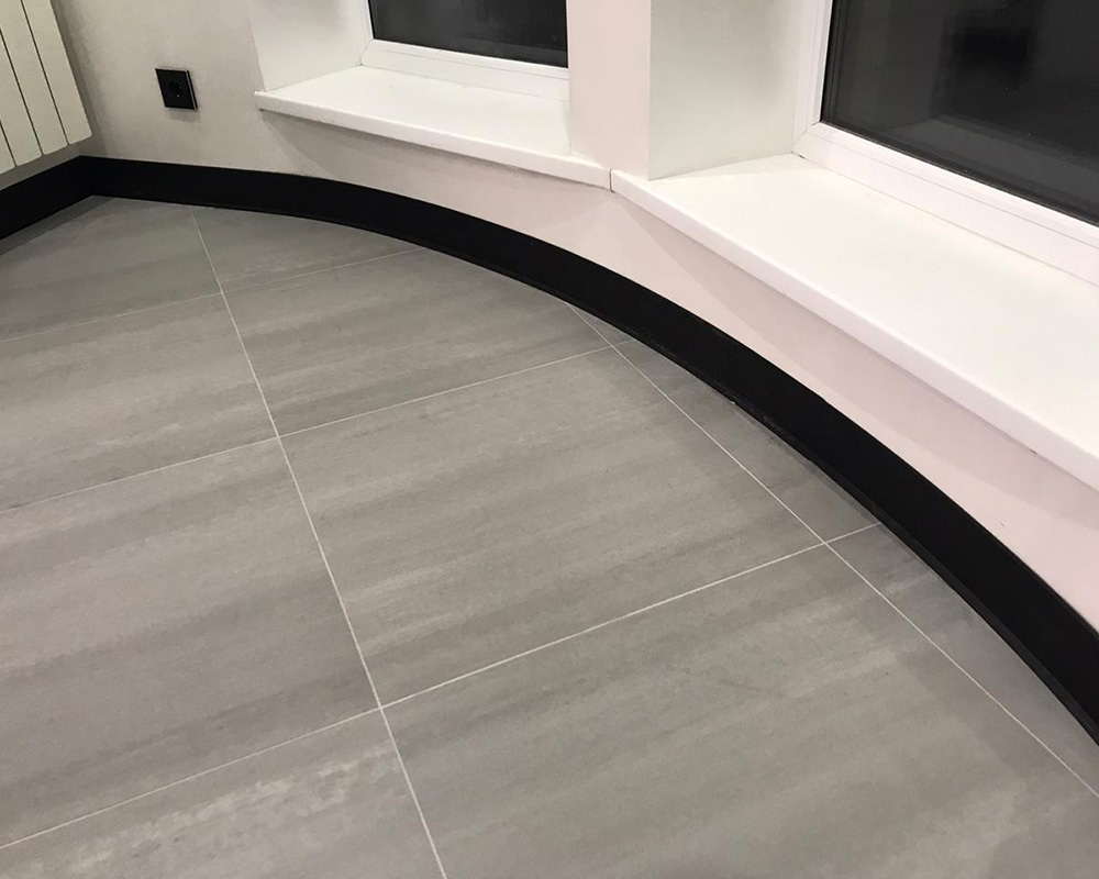 Плинтус ХДФ Dollken S100 100 мм х 2,575м 1001 Чёрный