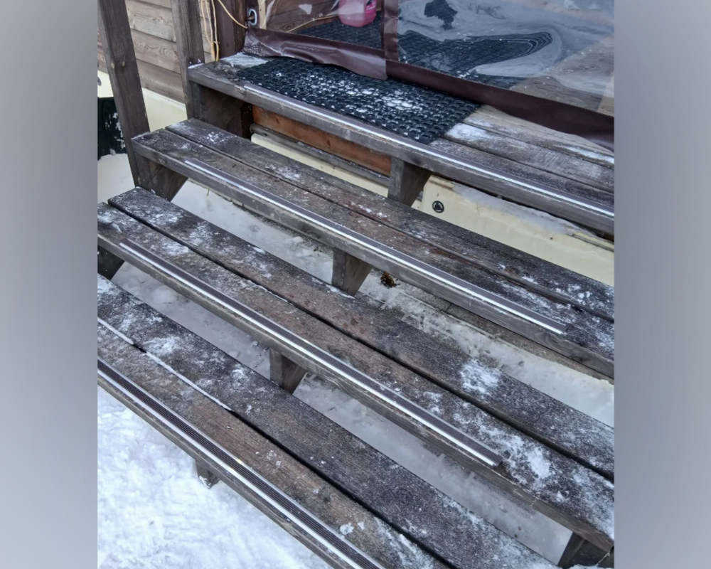 Порог одноуровневый ПС 08.900.04л Бронза анод